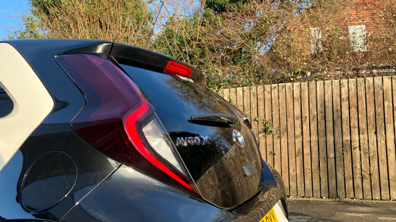 Toyota Aygo X 1.0 VVT-i Edge 5dr Petrol Hatchback